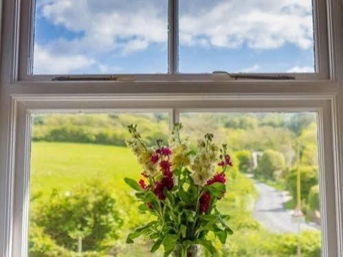 The Highdown Inn Totland  Экстерьер фото